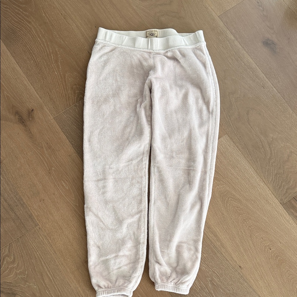 UGG Sweatpants in Light Beige